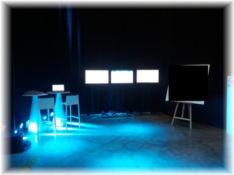 Noleggio Multi Monitors da 42" Multi Monitors composto da 3 TV da 42"